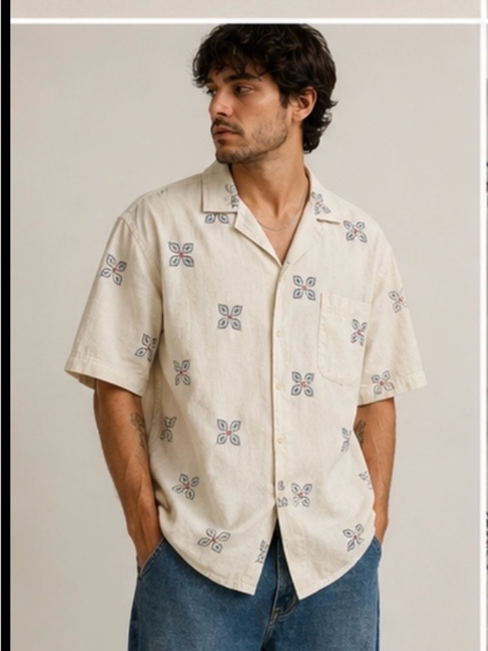 Men's Short-Sleeve Button-Up Shirt in Cream with Subtle Pattern